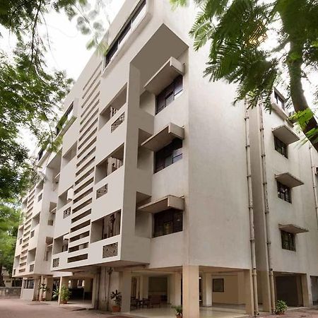 Hotel Meru Pune Exterior foto